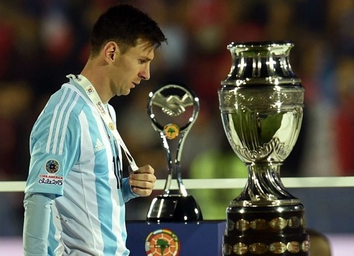 Heartbrake for Messi at 2015 Copa America Final.