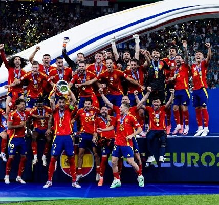 Spain beat England to win Euro 2024